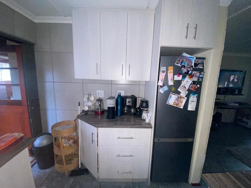 2 Bedroom Property for Sale in Ferndale Western Cape